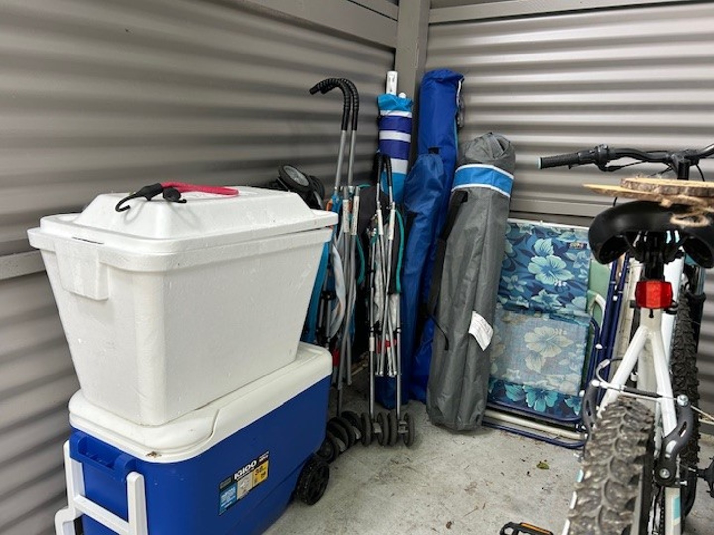 The shed is stocked with beach toys, coolers, chairs, and everything you need for a fun-filled day outdoors!