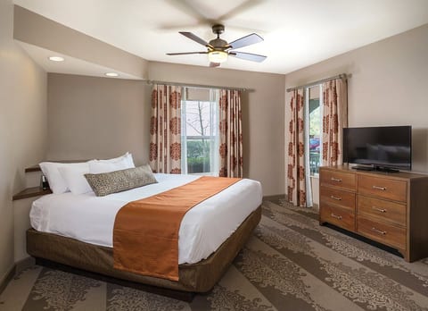 Nashville 2BD Deluxe
