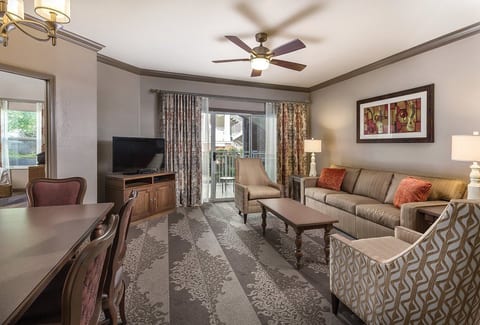 Nashville 2BD Deluxe