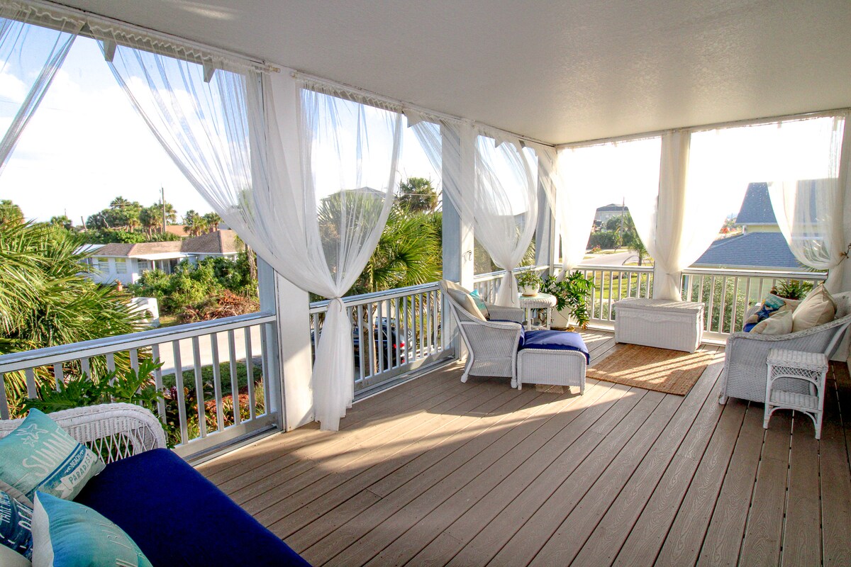 BeachDreams, Heated Salt Pool, Walk To Beach