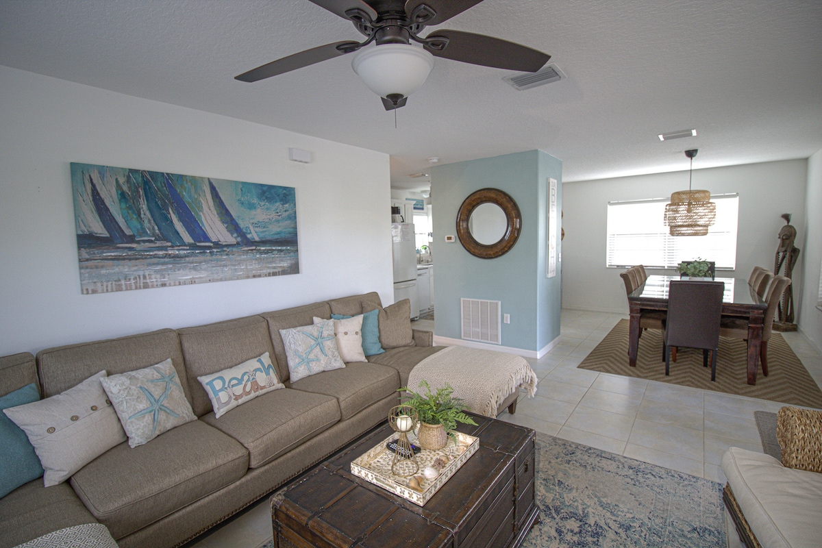 BeachDreams, Heated Salt Pool, Walk To Beach