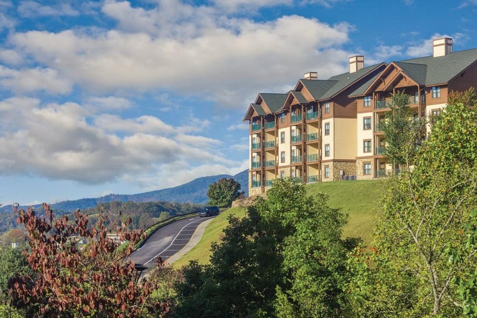 Smoky Mountains 2BD Deluxe - Sevierville