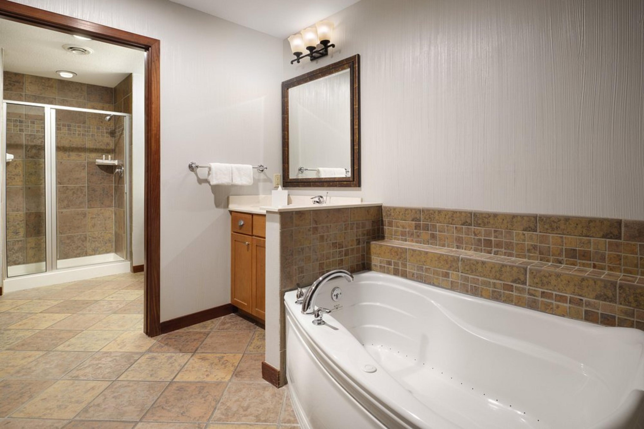 Glacier Canyon 2BD Deluxe