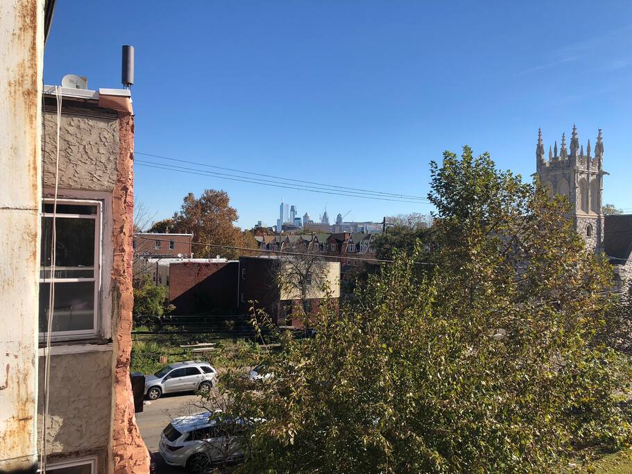 roof-deck-pets-ok-no-cleaning-fee-mid-term-stay./