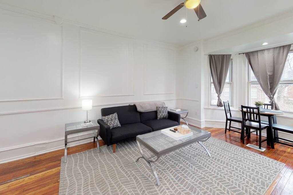 pets-ok!-no-cleaning-fee-duplex-apt-mid-term-stay/