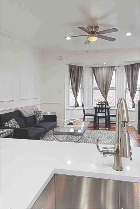 pets-ok!-no-cleaning-fee-duplex-apt-mid-term-stay/