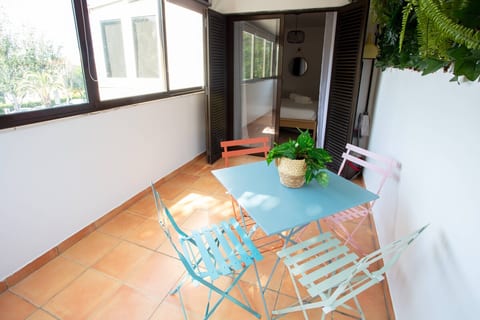 Modern condo with AC and private balcony