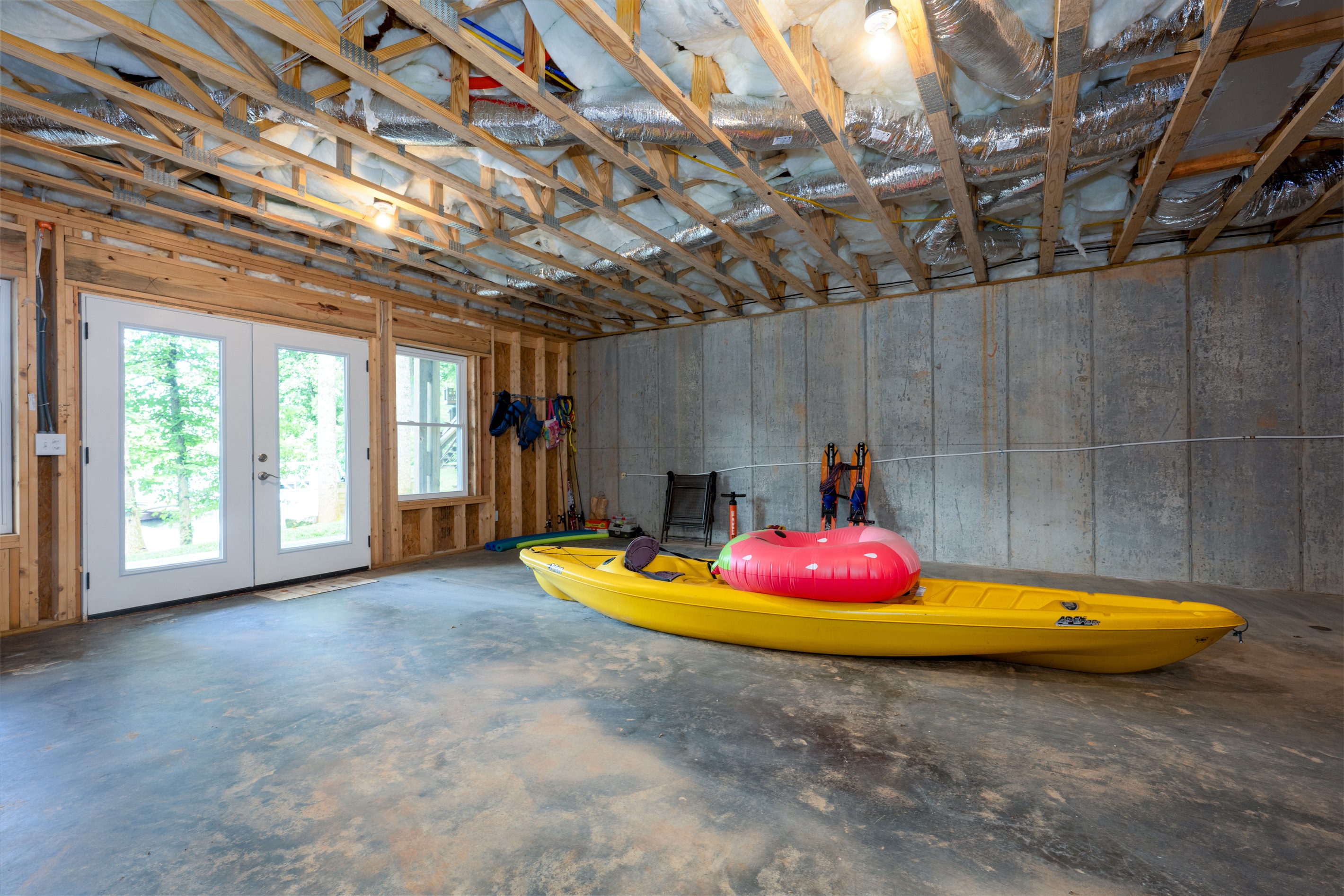 Basement- 2 person kayak, float, life jackets, pool noodles, fishing gear Basement- 2 person kayak, float, life jackets, pool noodles, fishing gear - Lakey McLakehouse - Robbinsville