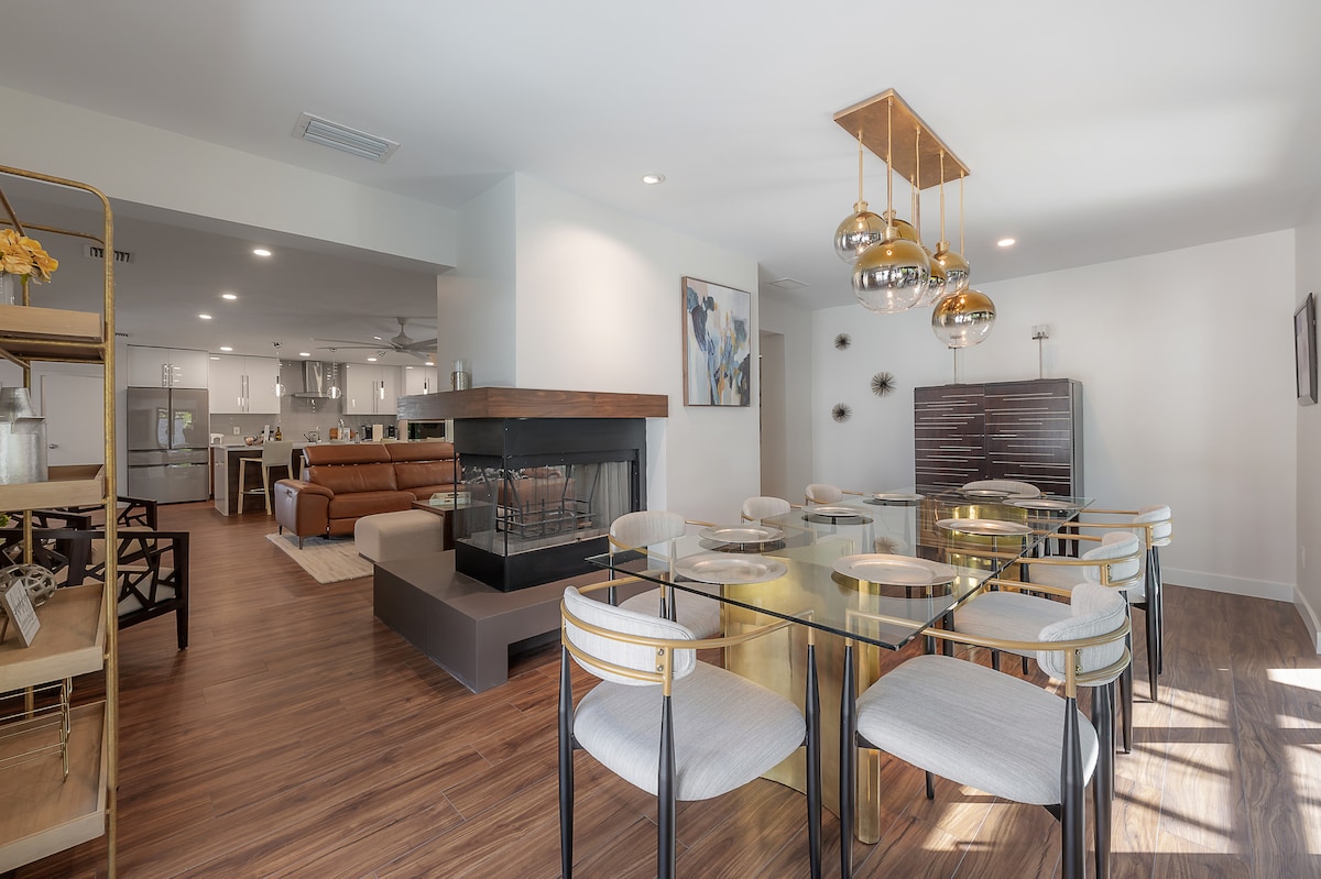 luxury-executive-home-heated-pool-and-more/