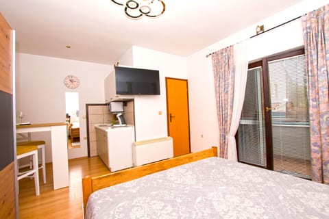 Apartment Koko - Unit 377367-13