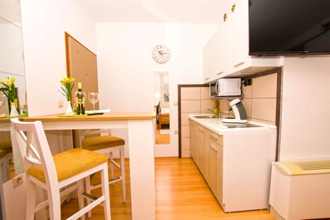 Apartment Koko - Unit 377367-13
