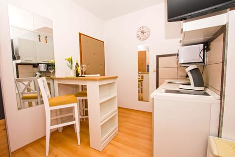 Apartment Koko - Unit 377367-13