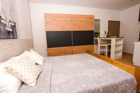 Apartment Koko - Unit 377367-13