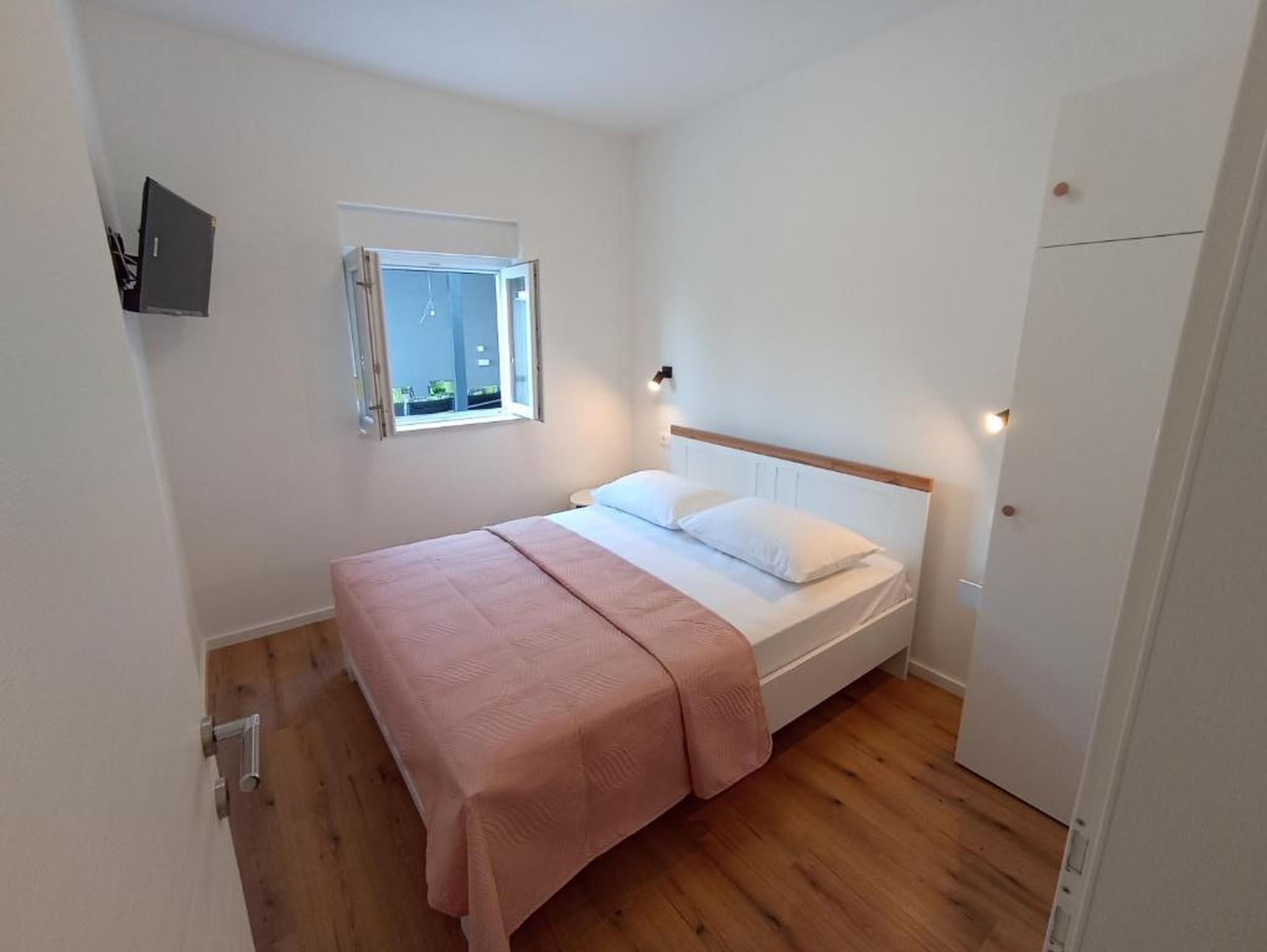 apartment-simi-a2/