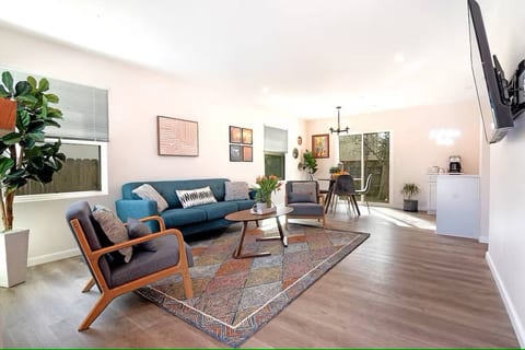 Chic 3BR Getaway + Hot Tub