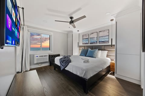 Modern Escape - Luxury Oceanfront Views with Pool, Parking and Amenities
