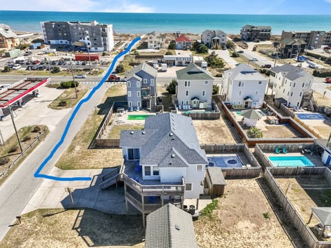 Sleeps 12 Pool, Hot Tub-Just across from the beach