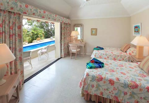 Solandra - Sandy Lane
