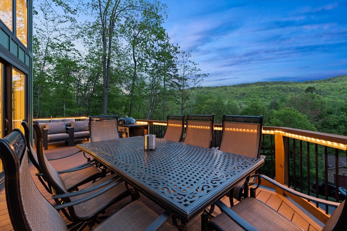 Gr8 Epic Escape | Sleeps 32