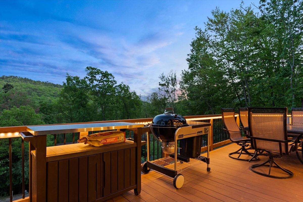 Gr8 Epic Escape | Sleeps 32