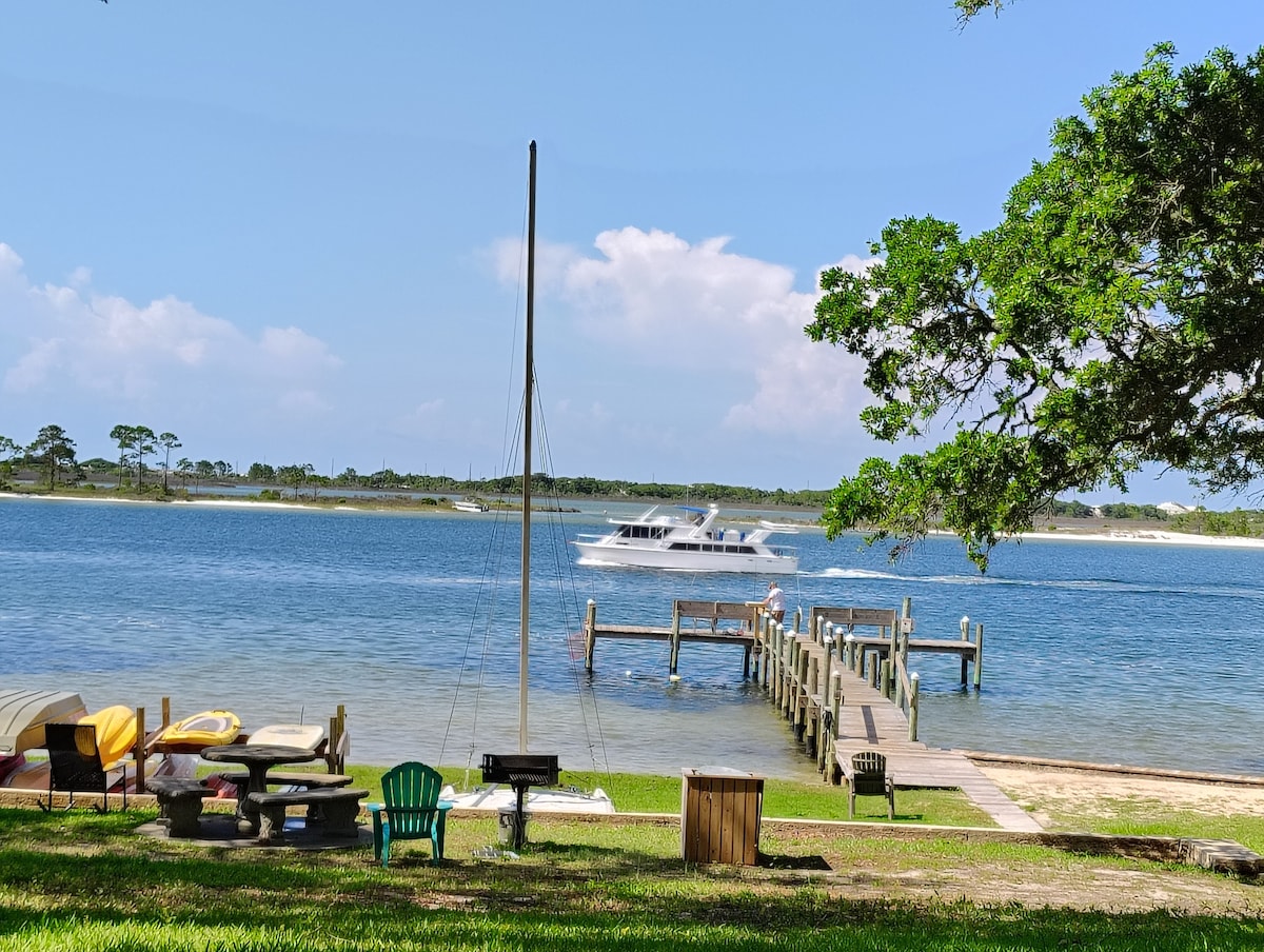Condo Mary Esther Fl Waterfront - Mary Esther