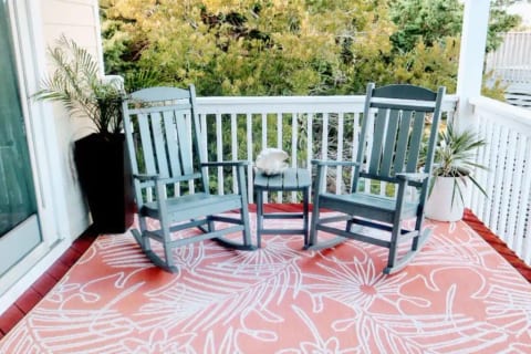 ENTRY SITTING AREA