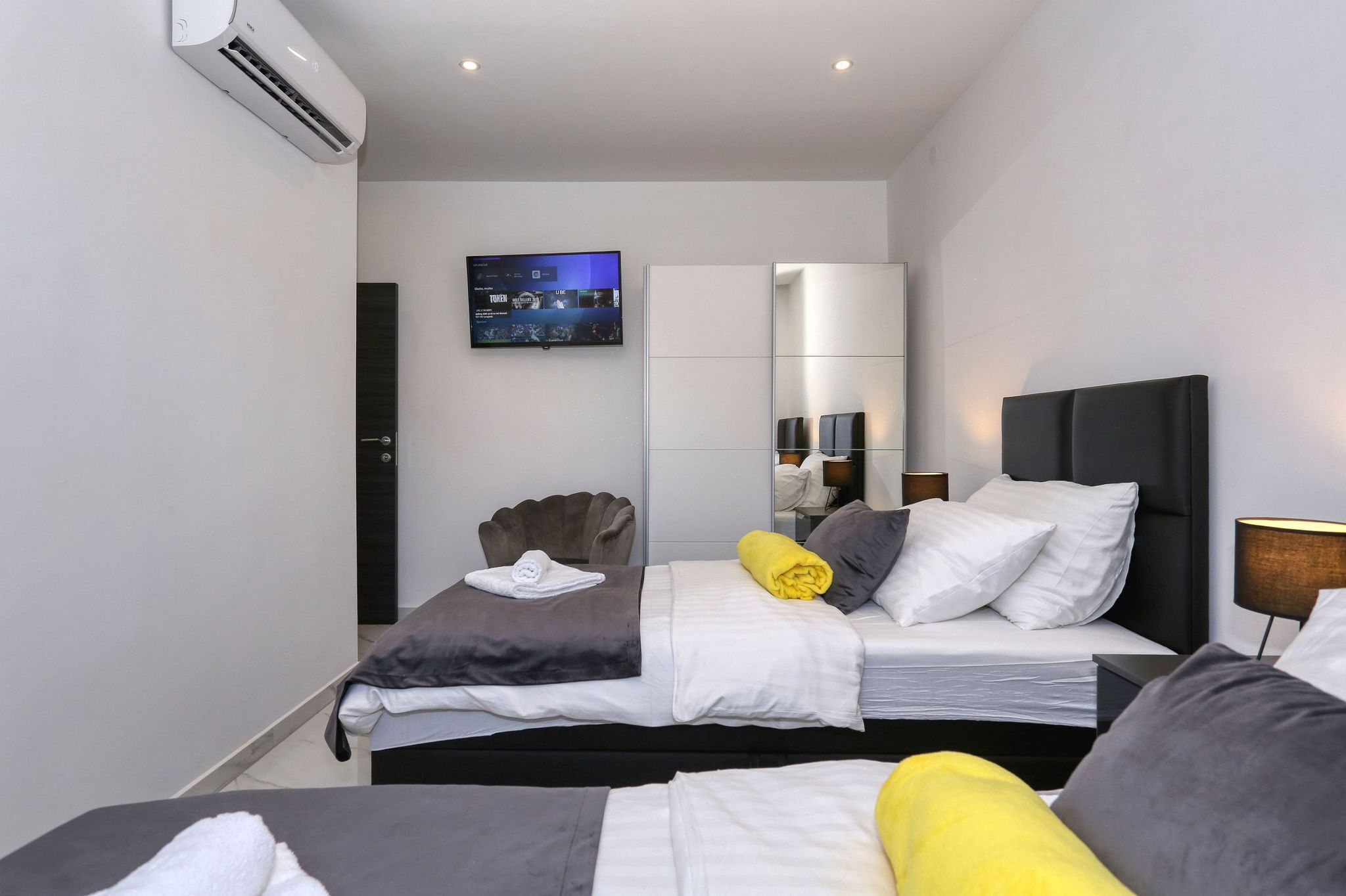 apartment-viktor-a1/