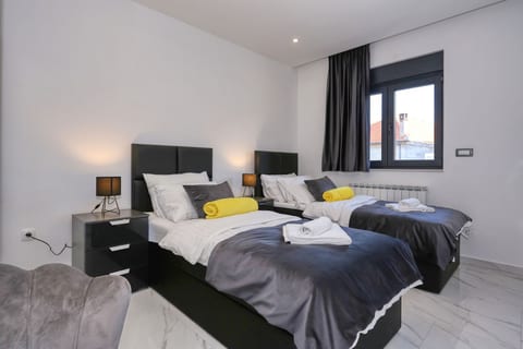Apartment Viktor - Unit 377721-13