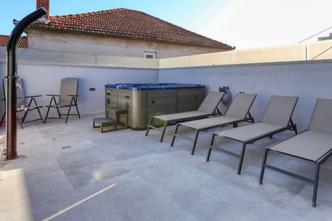 Apartment Viktor - Unit 377721-13