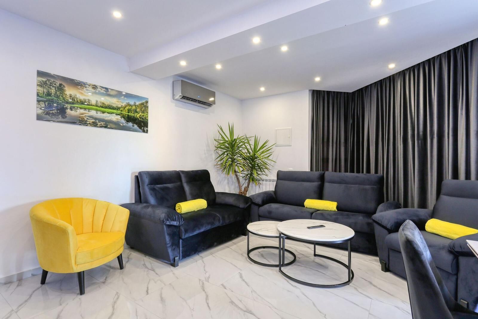 apartment-viktor-a1/