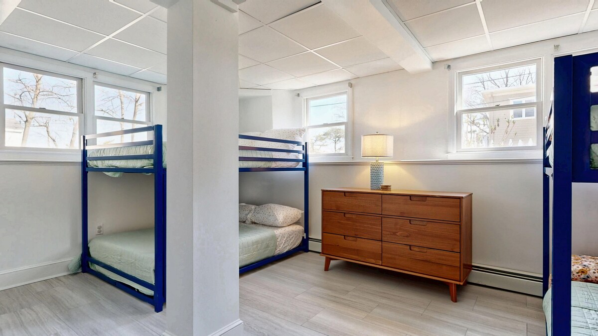 Finished Basement Bedroom