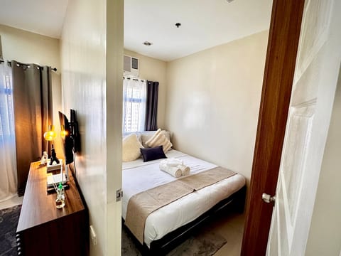 Perfect Urban Modern Retreat w/ 360° Cebu Views
