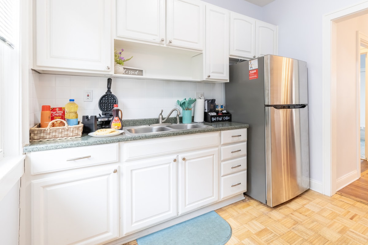 Huge 3BR, Garage Parking; Ideal for Long Term Stay
