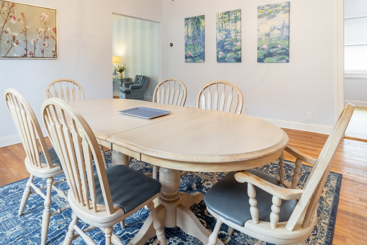 Huge 3BR, Garage Parking; Ideal for Long Term Stay