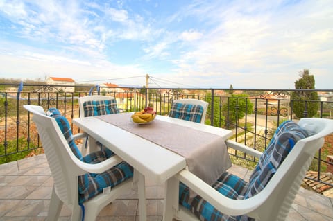 Apartment Mladen - Unit 205094-5