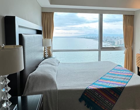 Master bedroom - ocean views