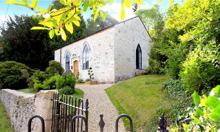 Breathtaking Cotswolds Chapel Stunning Valley View