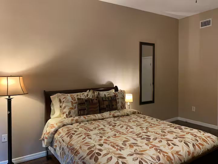 Ortona's Best Kept Secret 3/2 Spacious Home