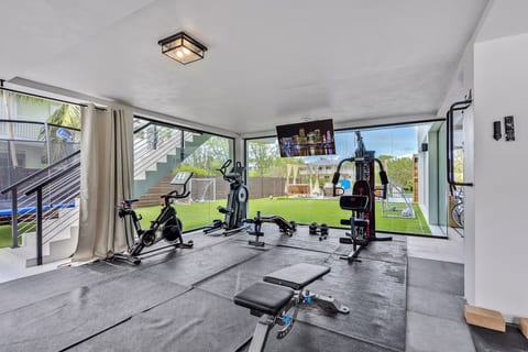 Waterfront Luxe Pool, Hot Tub, Theater, Games and More!