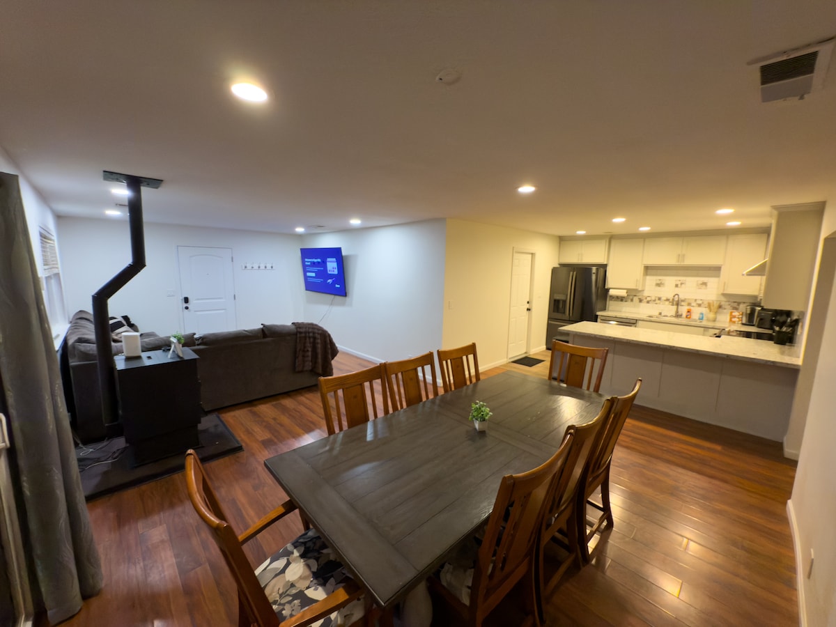 Kipps Hill Haven — Folsom Lake Escape