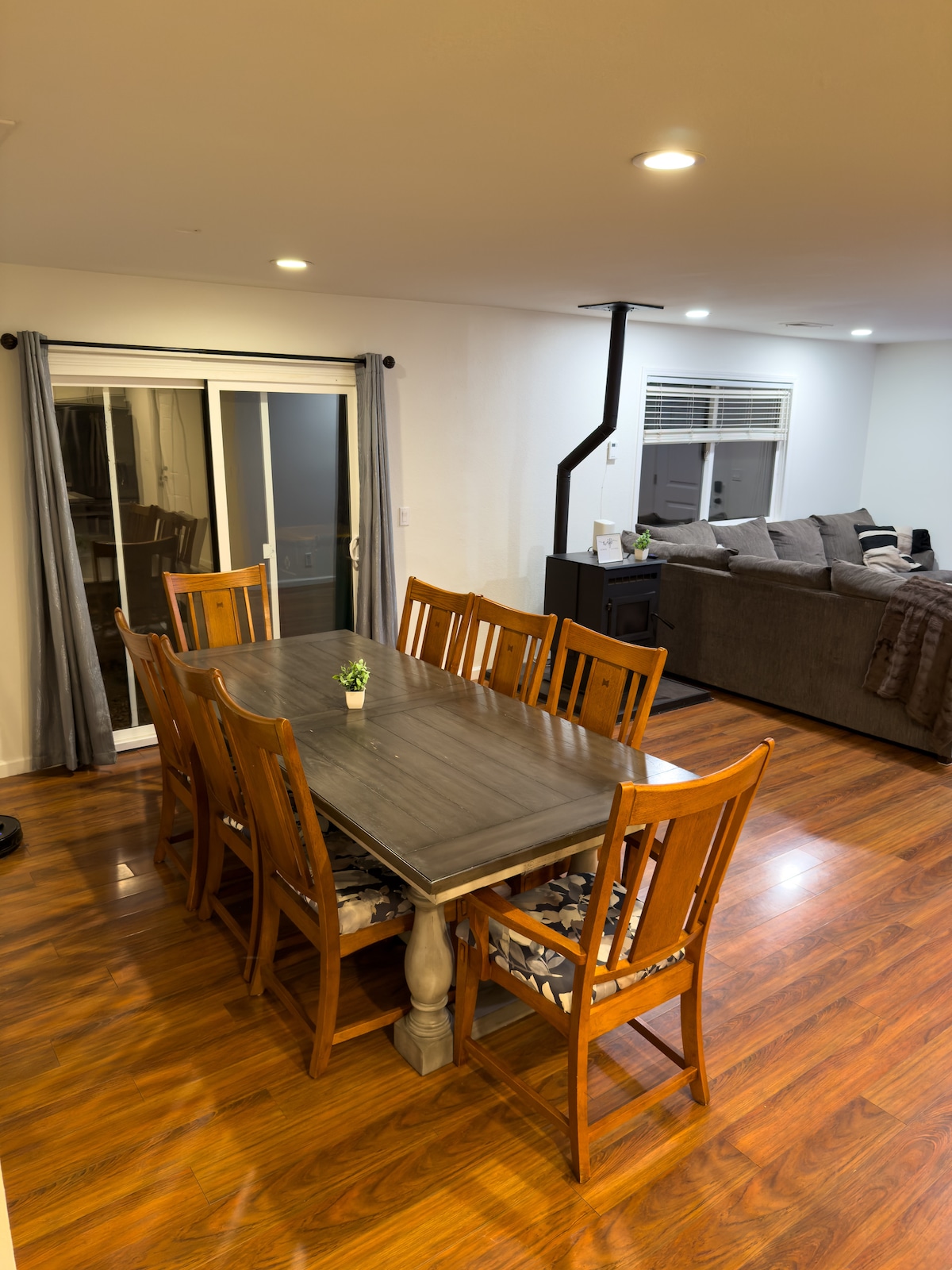 Kipps Hill Haven — Folsom Lake Escape
