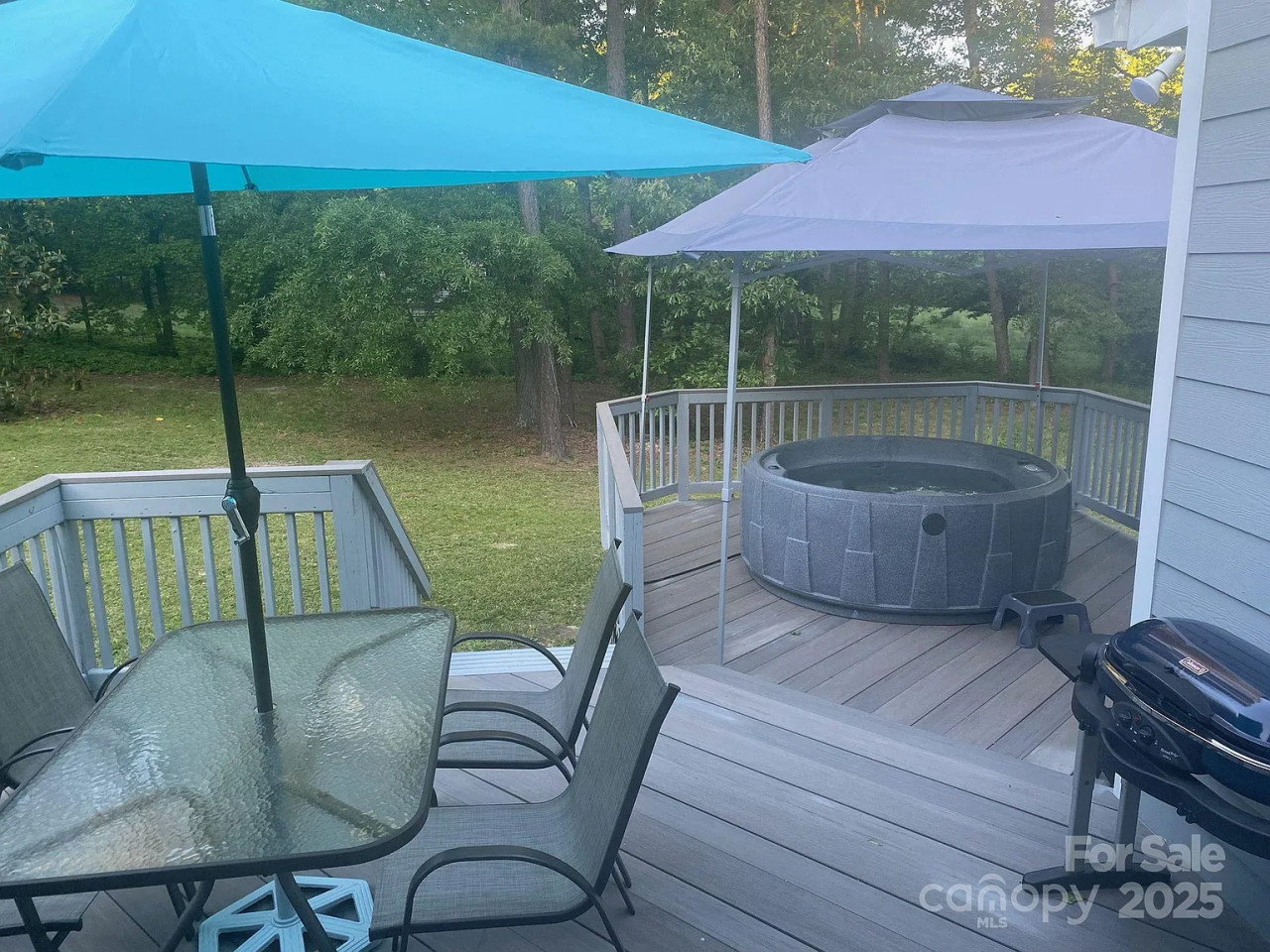 pet-friendly-*-gated-parking-+-outdoor-space/