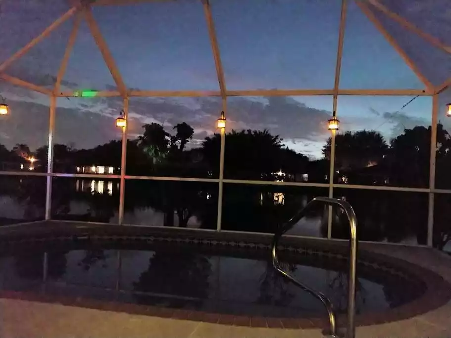 Relaxing Sunsets by the Pool! Relaxing Sunsets by the Pool! - Craig House with Heated Pool - Bradenton