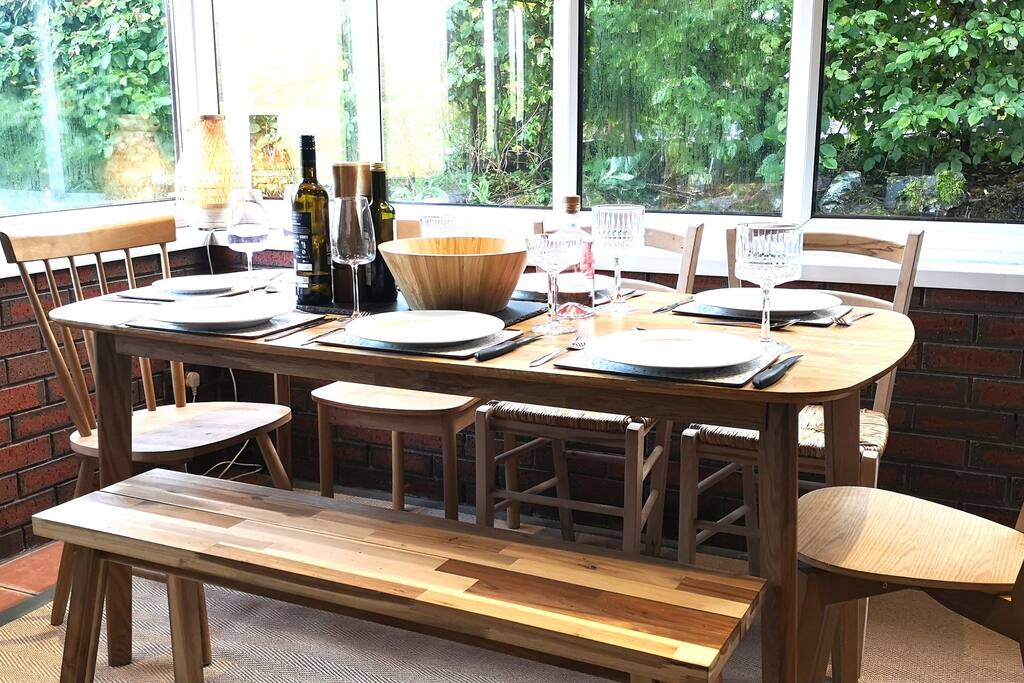 hillside-cottage-with-epic-views-near-llangollen/