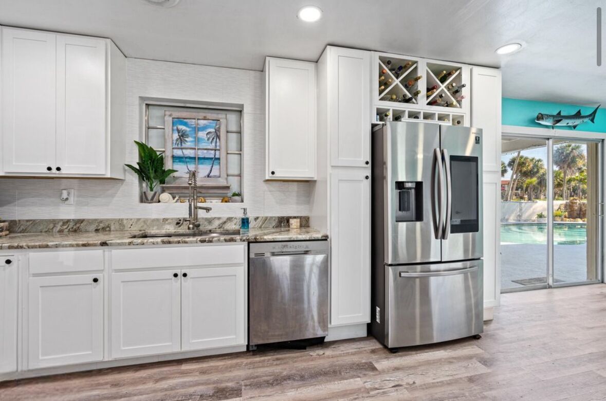 Daytona Poolside Oasis w/ Guest Cottage 2 Blocks from Beach