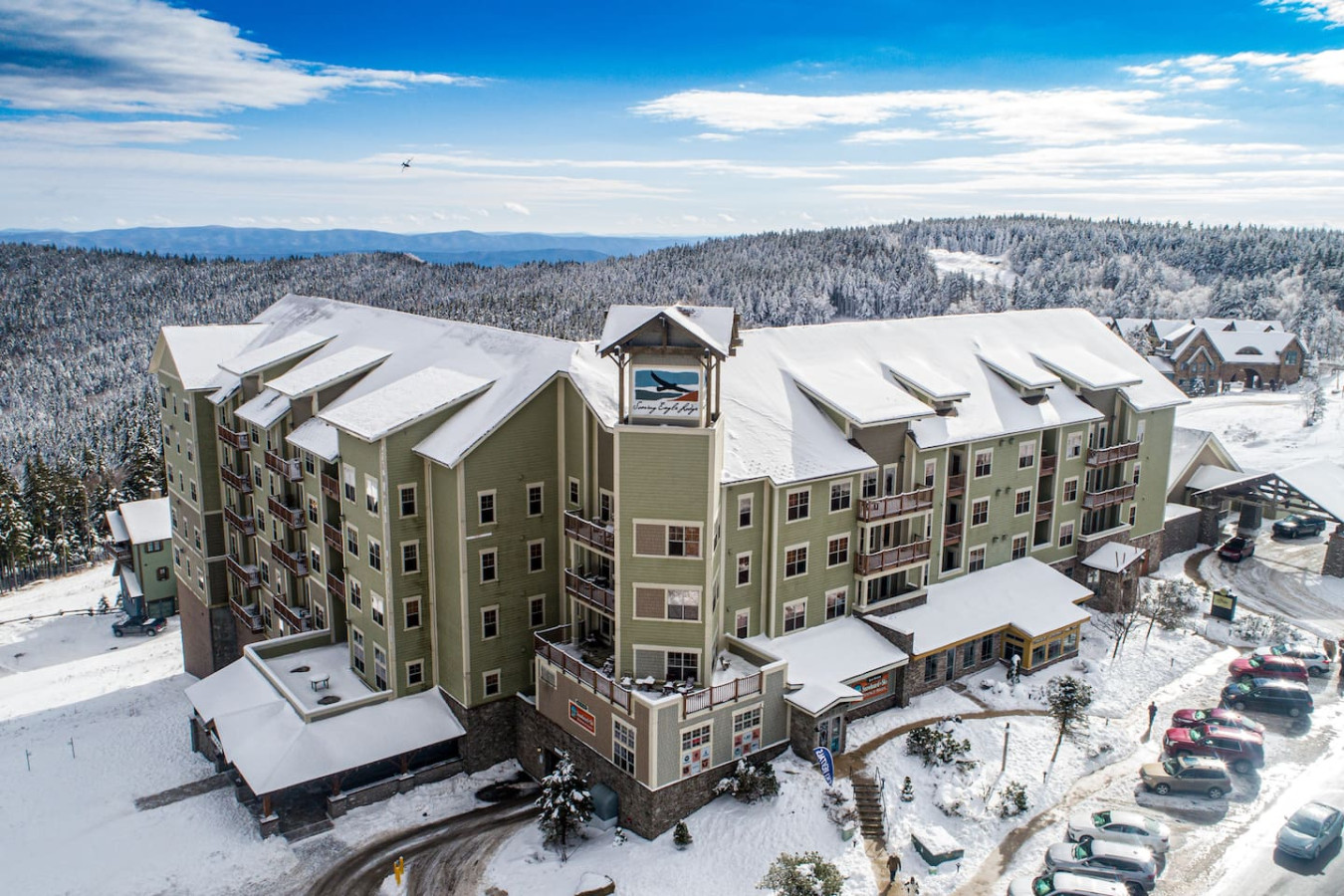 Soaring Eagle 217 Sunrise and Sunset Views Slope-side Underground Parking