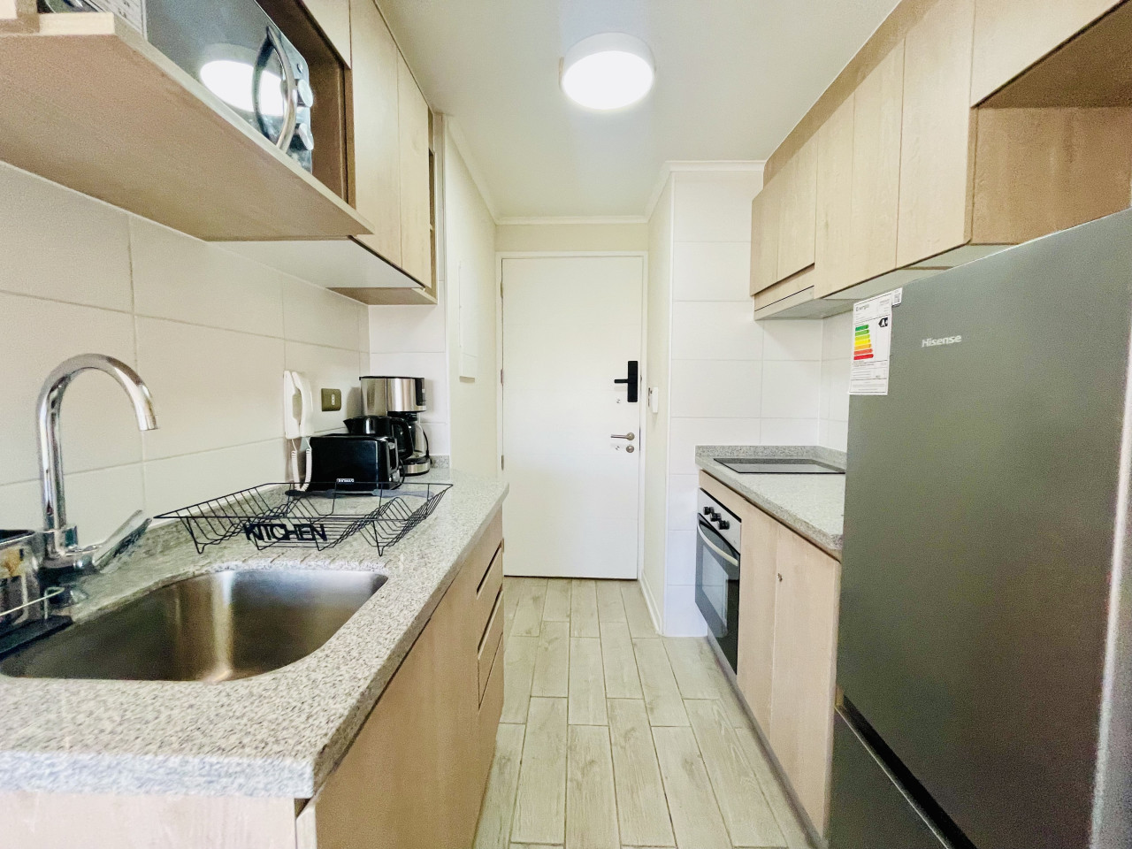 studio-plaza-yungay-b-or-home-office-laundry-wifi/