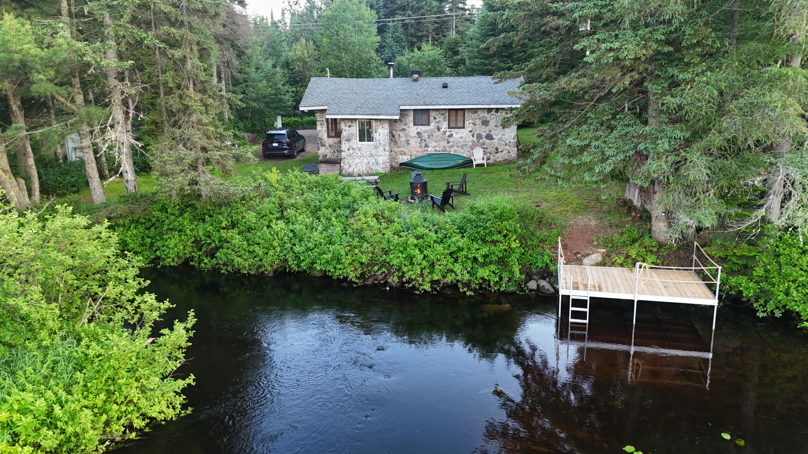 Le 1056 – The River Refuge