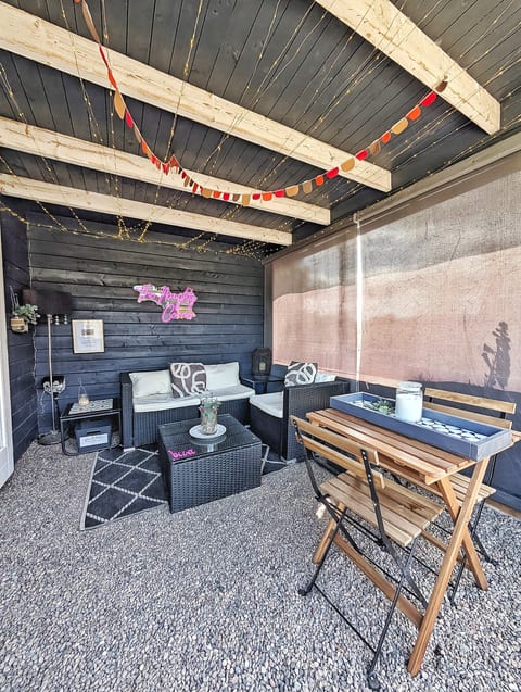 Rural Guest Suite | Outdoor Kitchen, EV & Parking