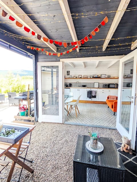 Rural Guest Suite | Outdoor Kitchen, EV & Parking